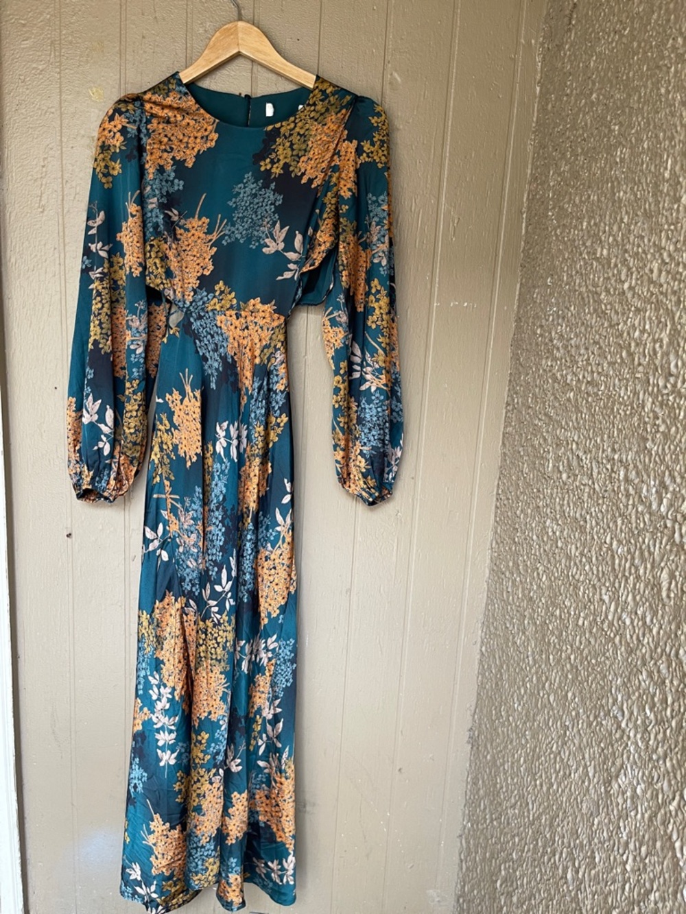 Astr Floral Maxi Dress in Teal and Burnt Orange - Picture 3 of 15
